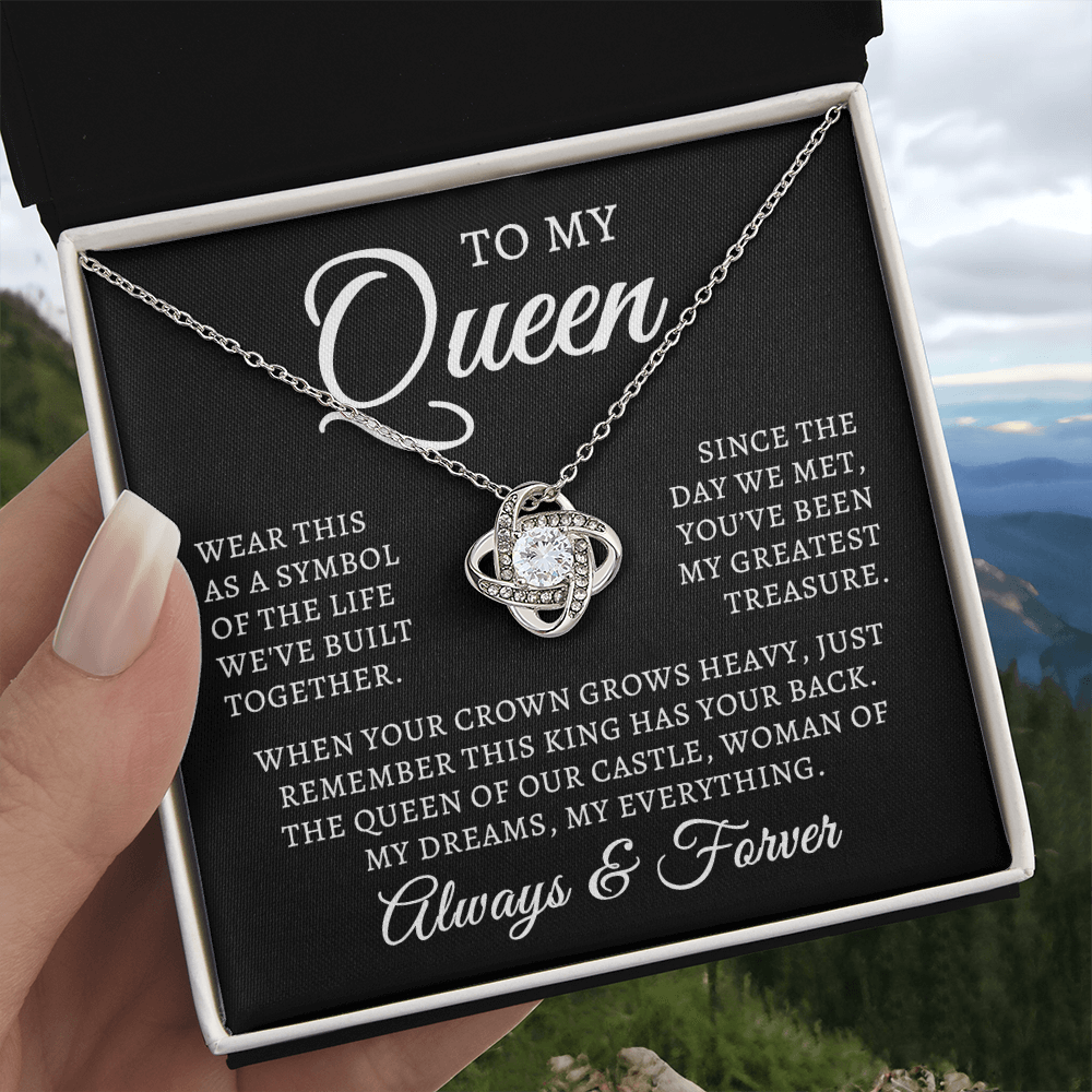 To My Queen | Queen Of Castle (Love Knot Necklace)