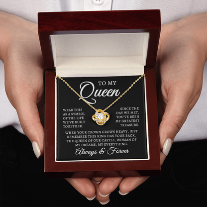 To My Queen | Queen Of Castle (Love Knot Necklace)