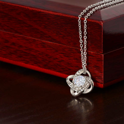 To My Queen | Queen Of Castle (Love Knot Necklace)